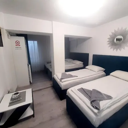 Blue Wave Guest house *