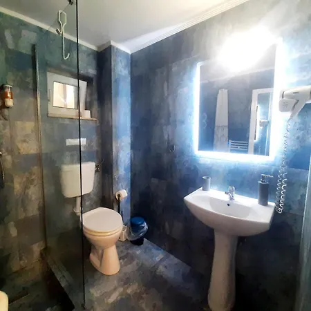 ゲストハウス Blue Wave